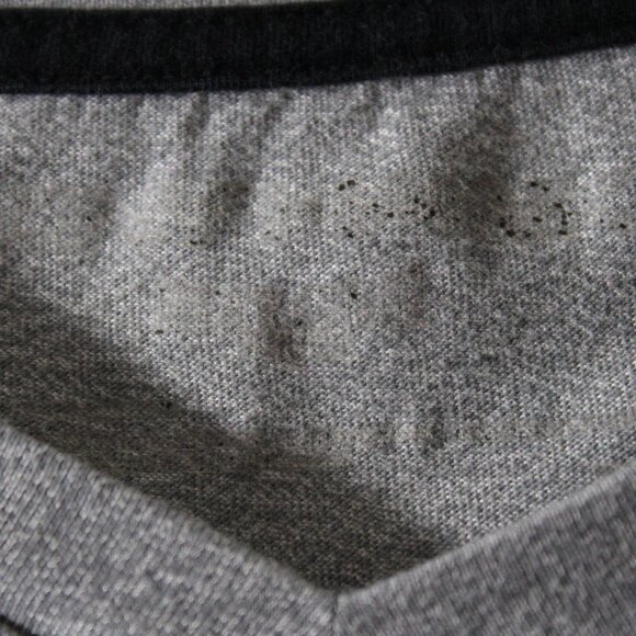 12262417-XL Women 50% Cotton/50% Polyester Grey Tee Shirt. - Picture 2 of 3